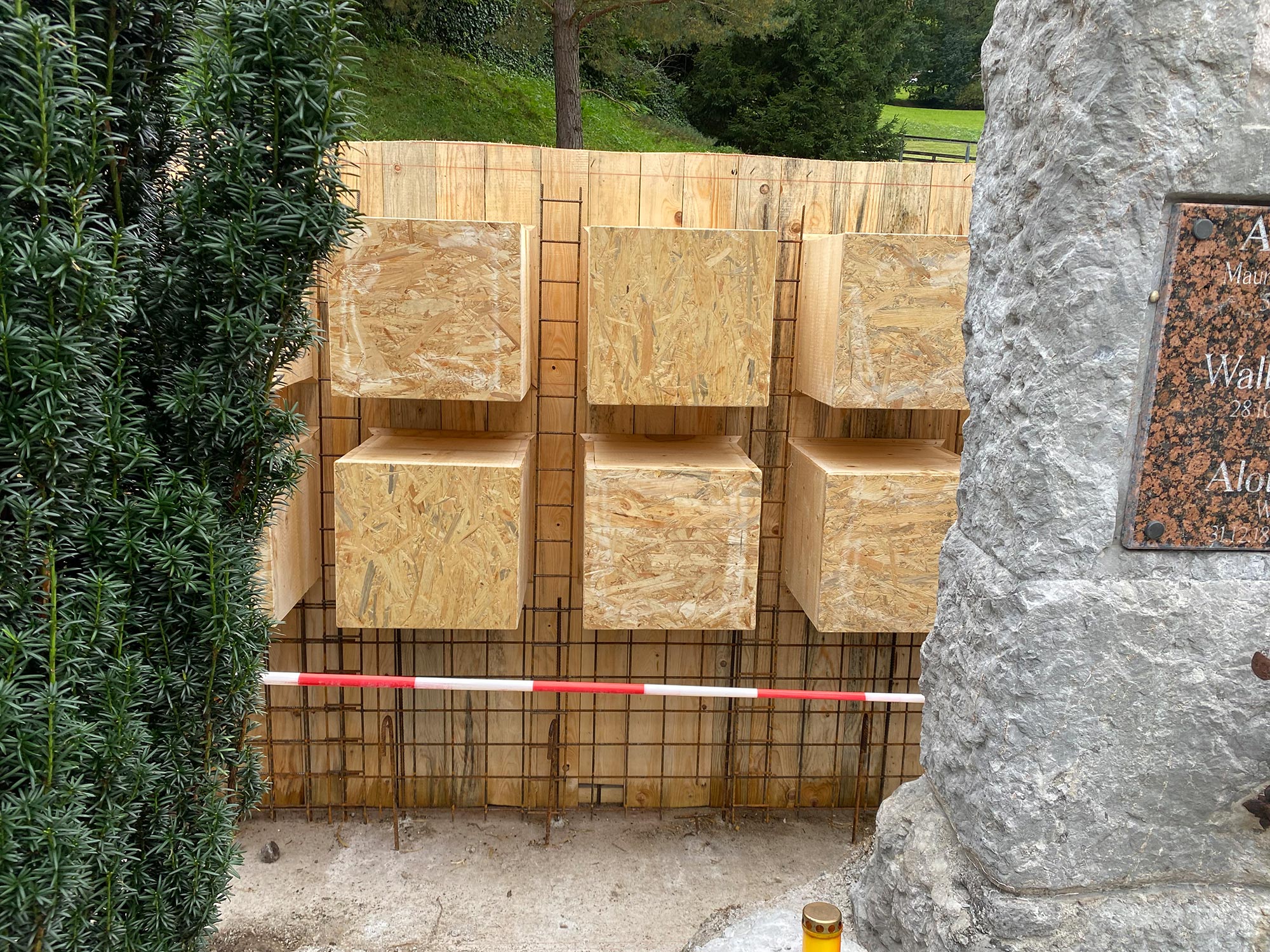 praebau-urnenmauer-werfen-03